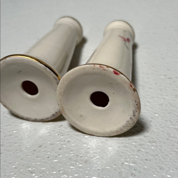 Vintage Floral White Ceramic Salt and Pepper Shakers with Gold Accents - Picture 3 of 4